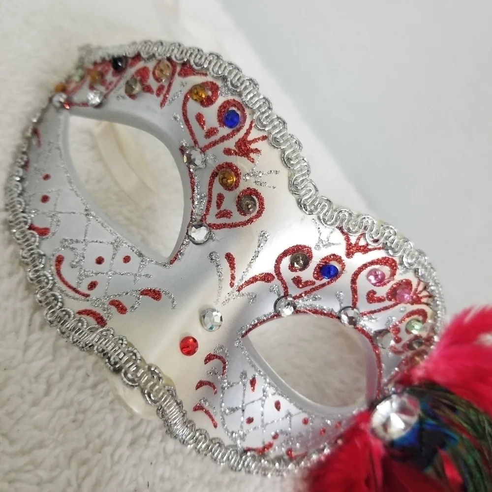 Masquerade mask